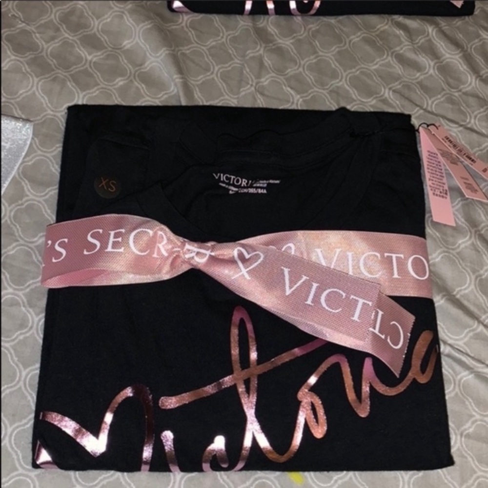 COPY - VS PINK NITE BUNDLE 💕💓